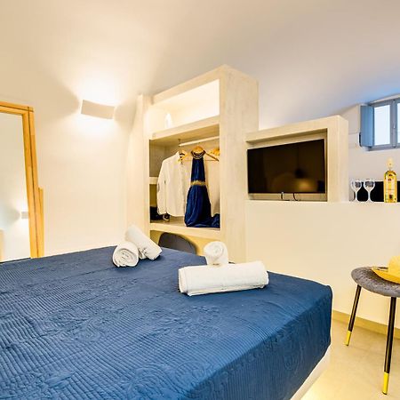 Tiara Suites Santorini Fira  Bagian luar foto