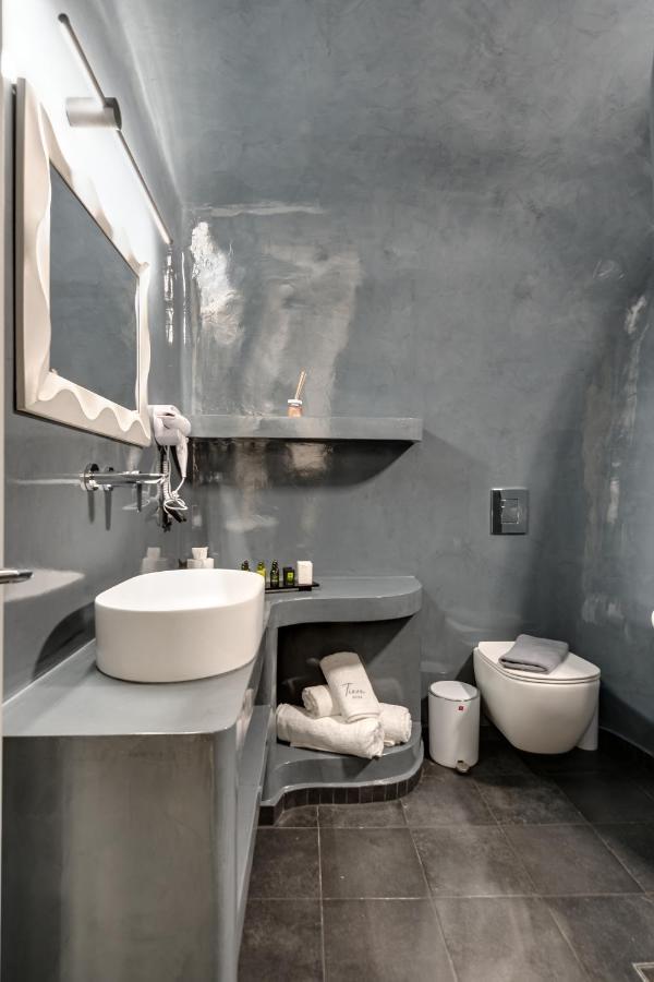Tiara Suites Santorini Fira  Bagian luar foto