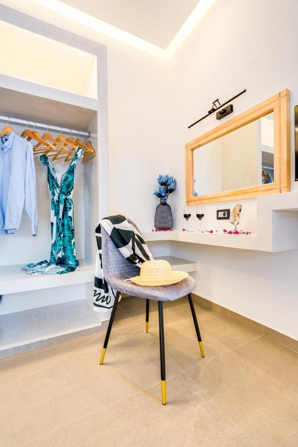 Tiara Suites Santorini Fira  Bagian luar foto