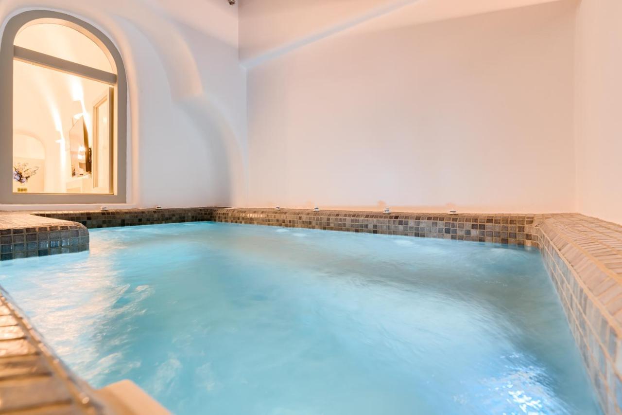 Tiara Suites Santorini Fira  Bagian luar foto