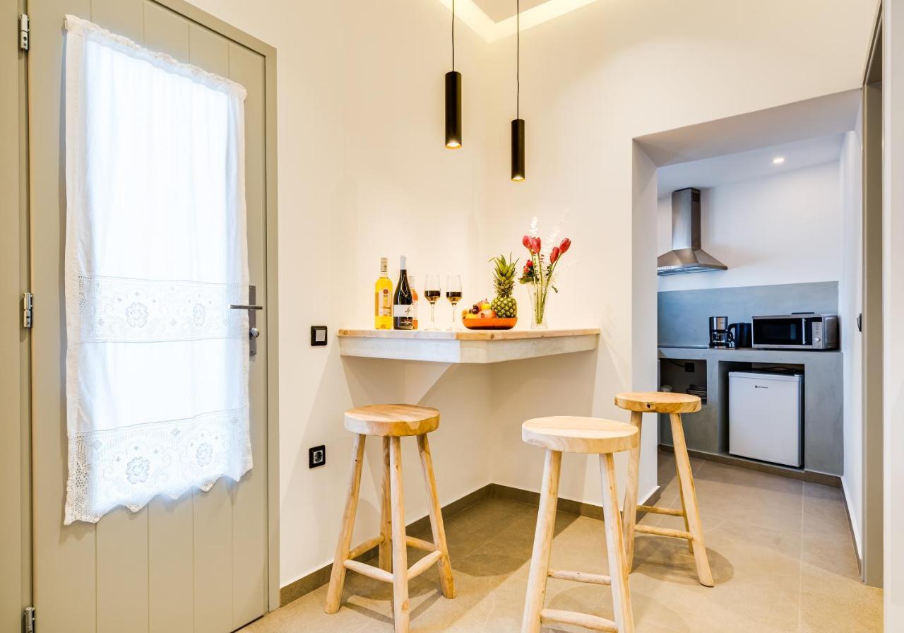 Tiara Suites Santorini Fira  Bagian luar foto