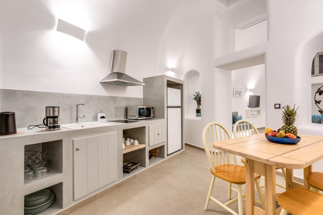 Tiara Suites Santorini Fira  Bagian luar foto