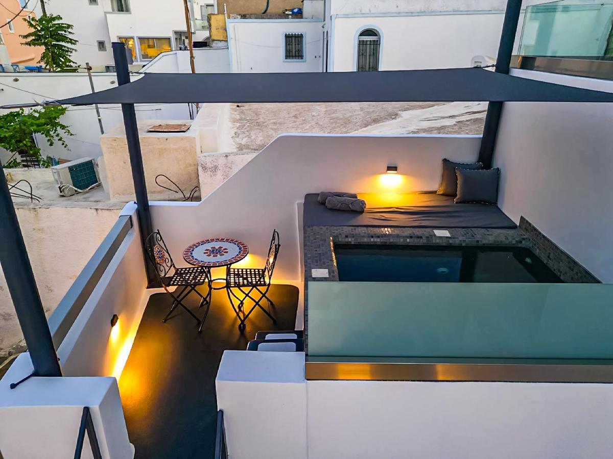 Tiara Suites Santorini Fira  Bagian luar foto