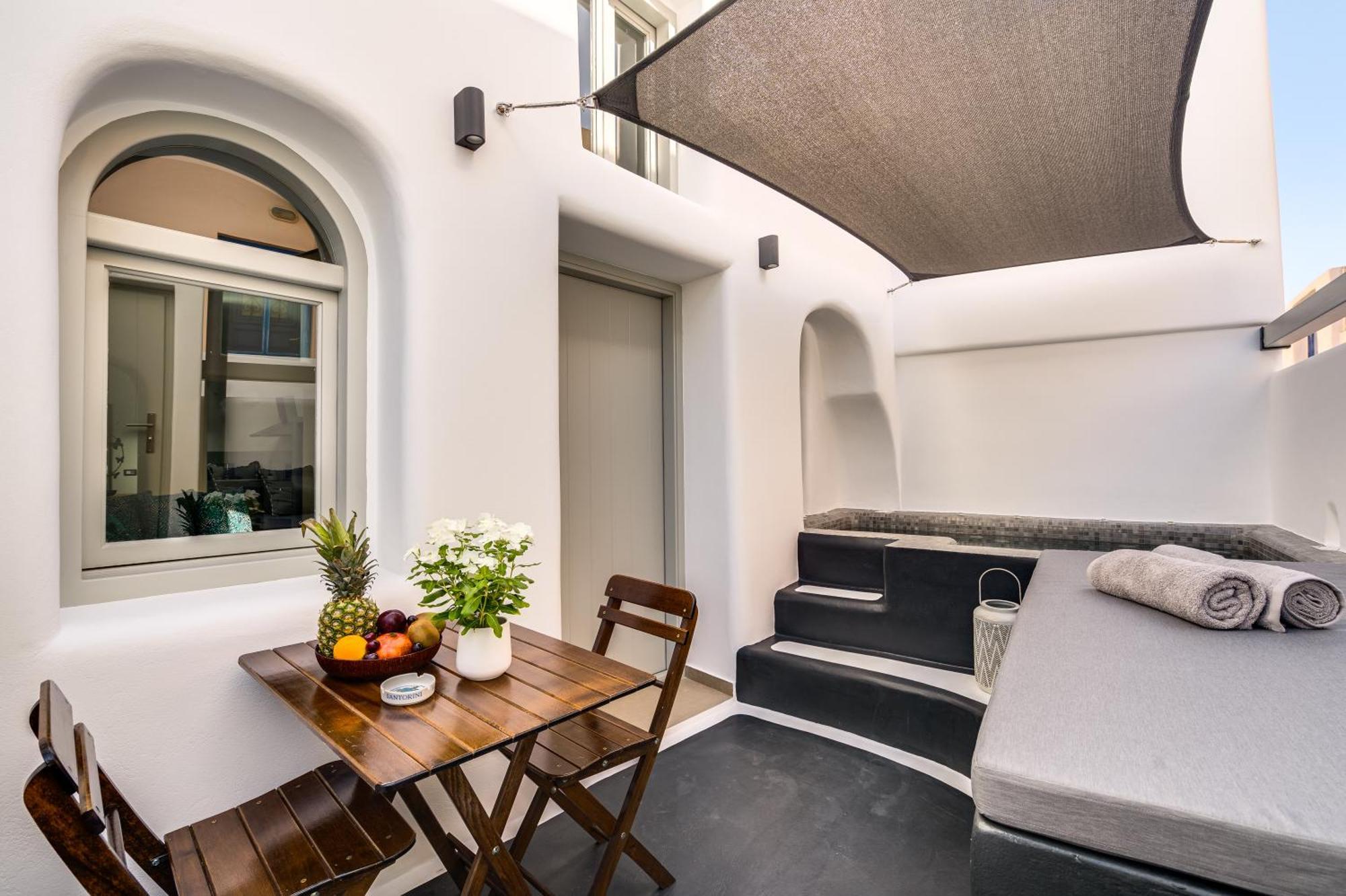 Tiara Suites Santorini Fira  Bagian luar foto